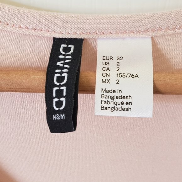 H&M Divided long-sleeve mini dress - Picture 2 of 3